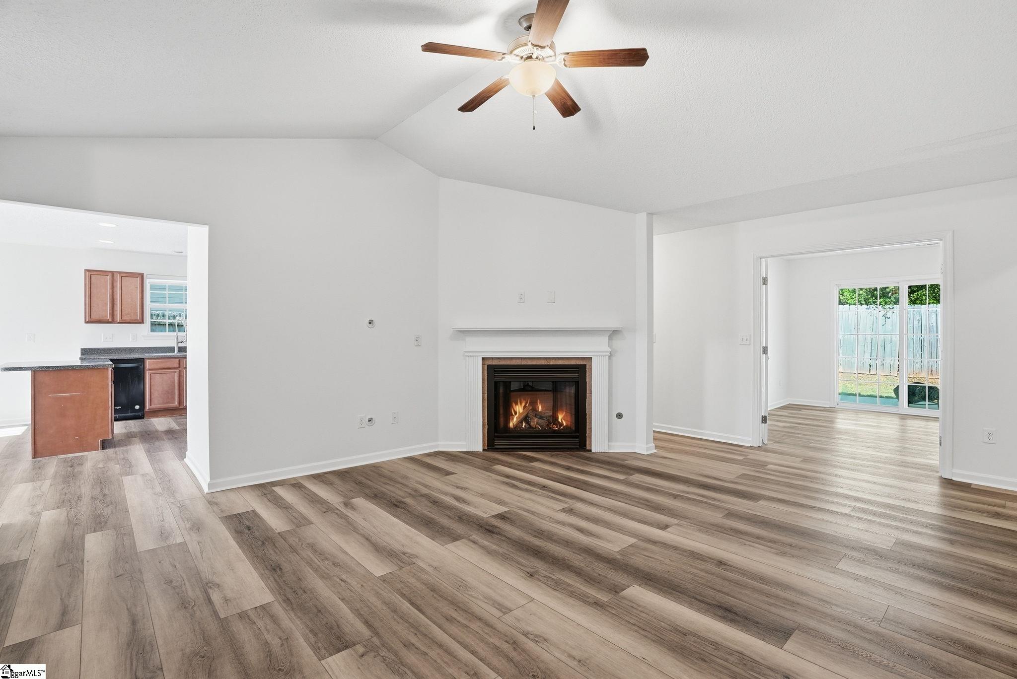 123 Duraleigh Road Anderson, SC 29621 - Photo 12 of 38