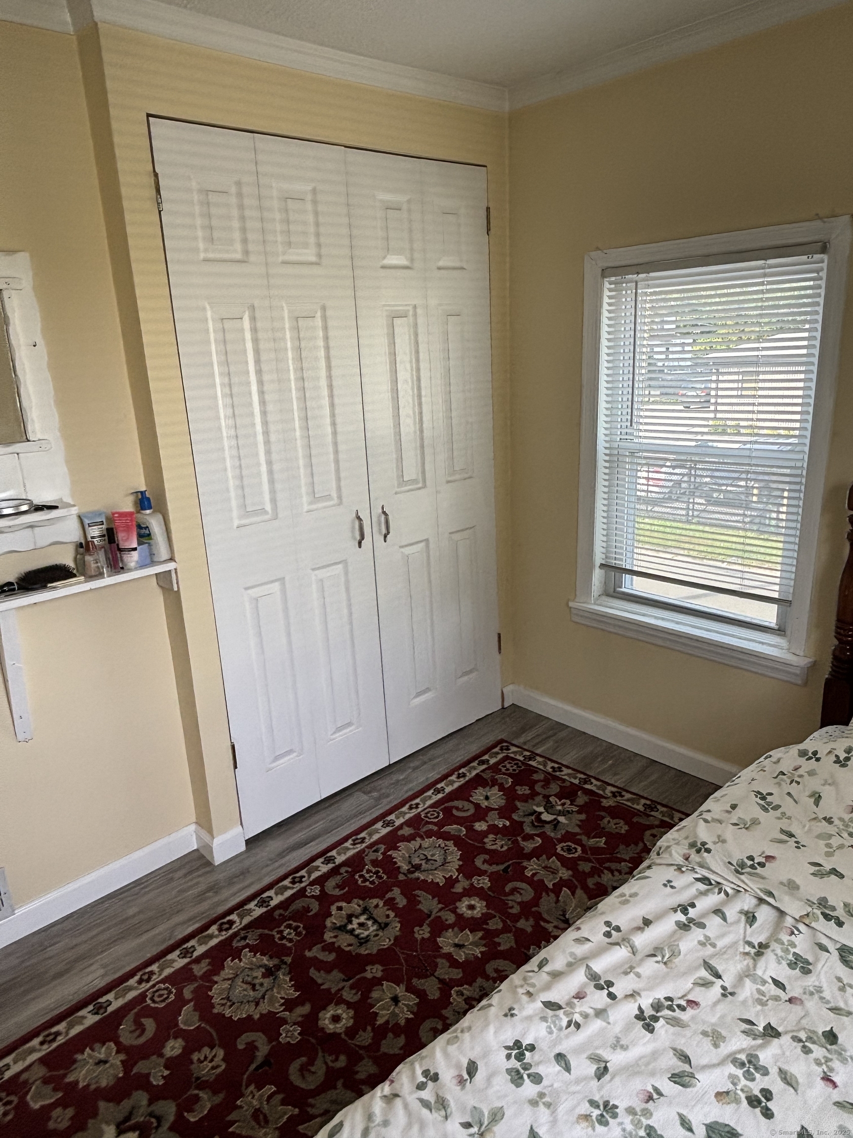 15 Harding Avenue Stratford, CT 06615 - Photo 19 of 38 a view of a livingroom with wooden floor and a window