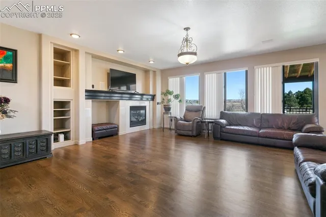 $1,169,000 | 5465 War Paint Place, Colorado Springs, CO 80922