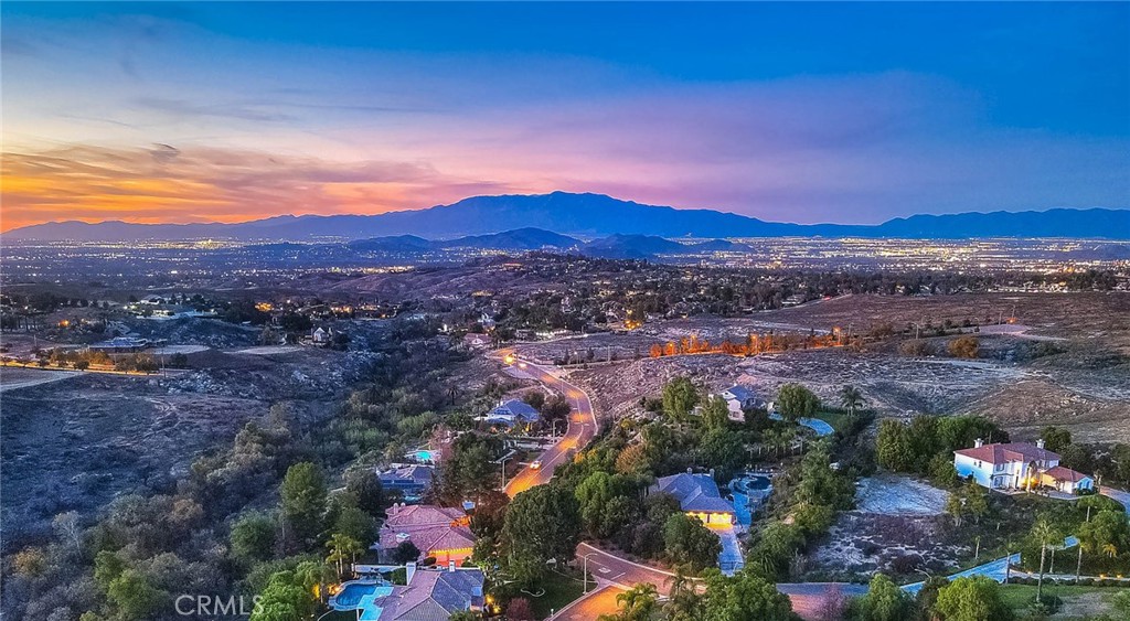 7390 Corinthian Way Riverside, CA 92506 - Photo 10 of 38