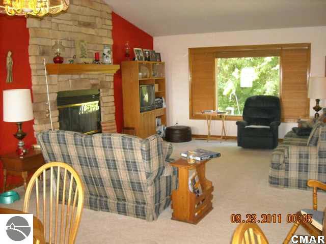 8710 South Loomis Road Shepherd, MI 48883 - Photo 2 of 22 1772958-1.JPG