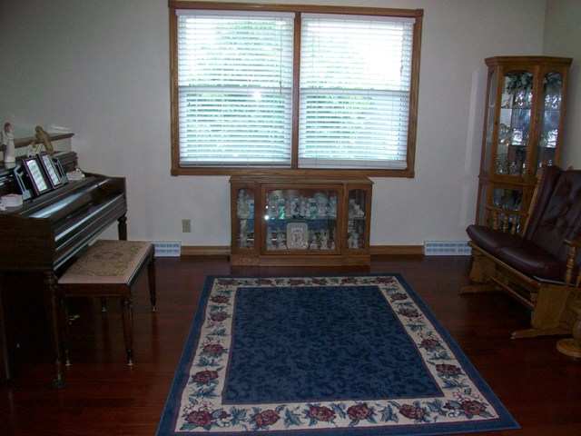 1503 West Queens Court Road Peoria, IL 61614 - Photo 3 of 14 Gallery Image 3