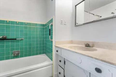 $1,149,000 | 4105-4105 Branson Drive, San Mateo, CA 94403