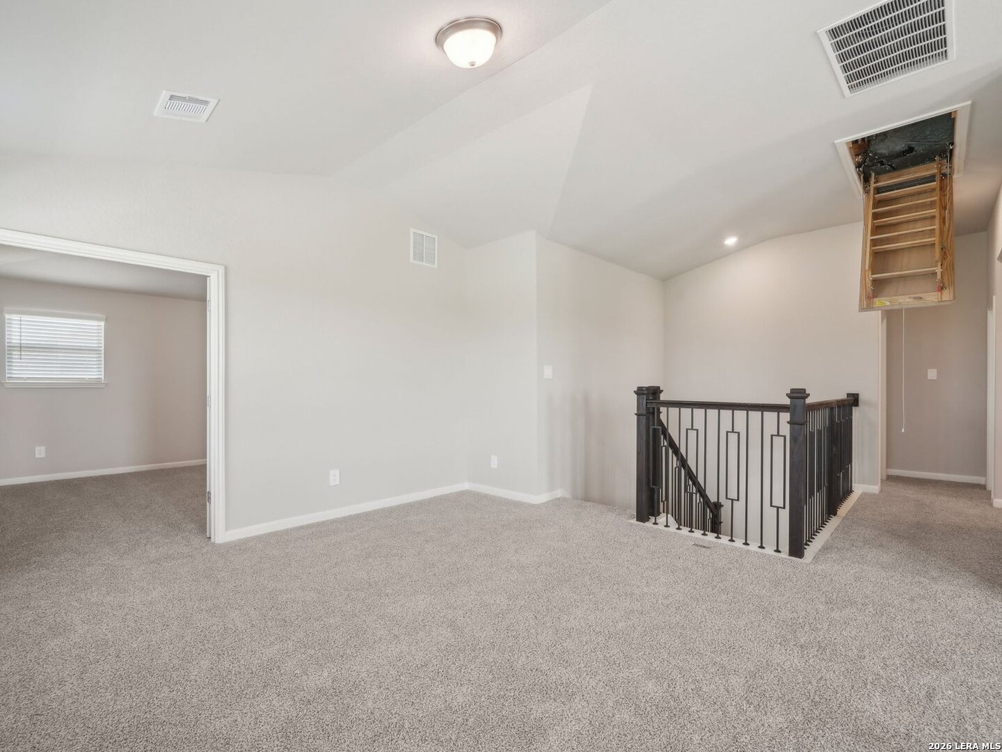 6422 Prince Howard San Antonio, TX 78239 - Photo 18 of 28