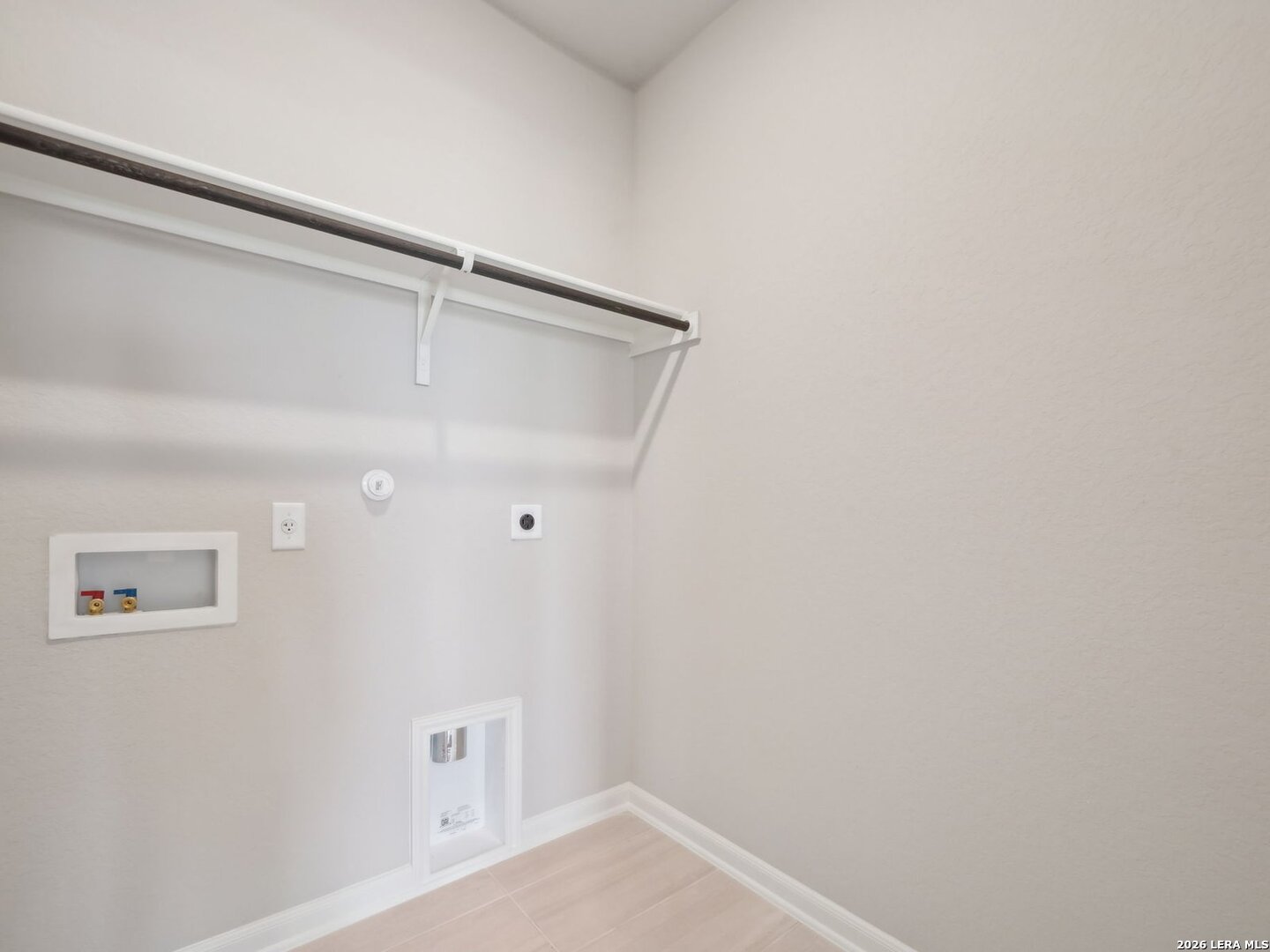 6422 Prince Howard San Antonio, TX 78239 - Photo 10 of 28