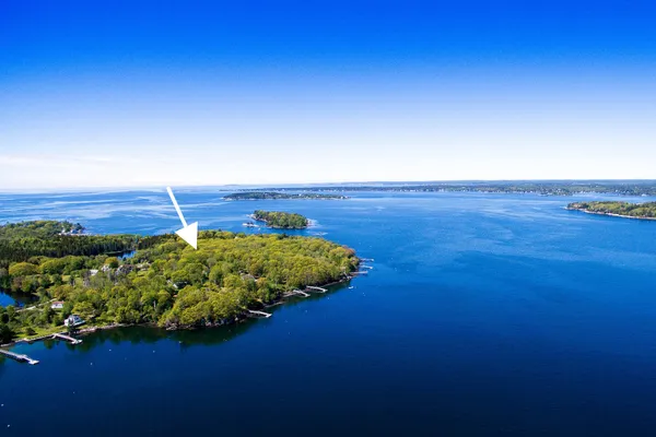 $385,000 | 7 Flint Lane, Boothbay, ME 04544