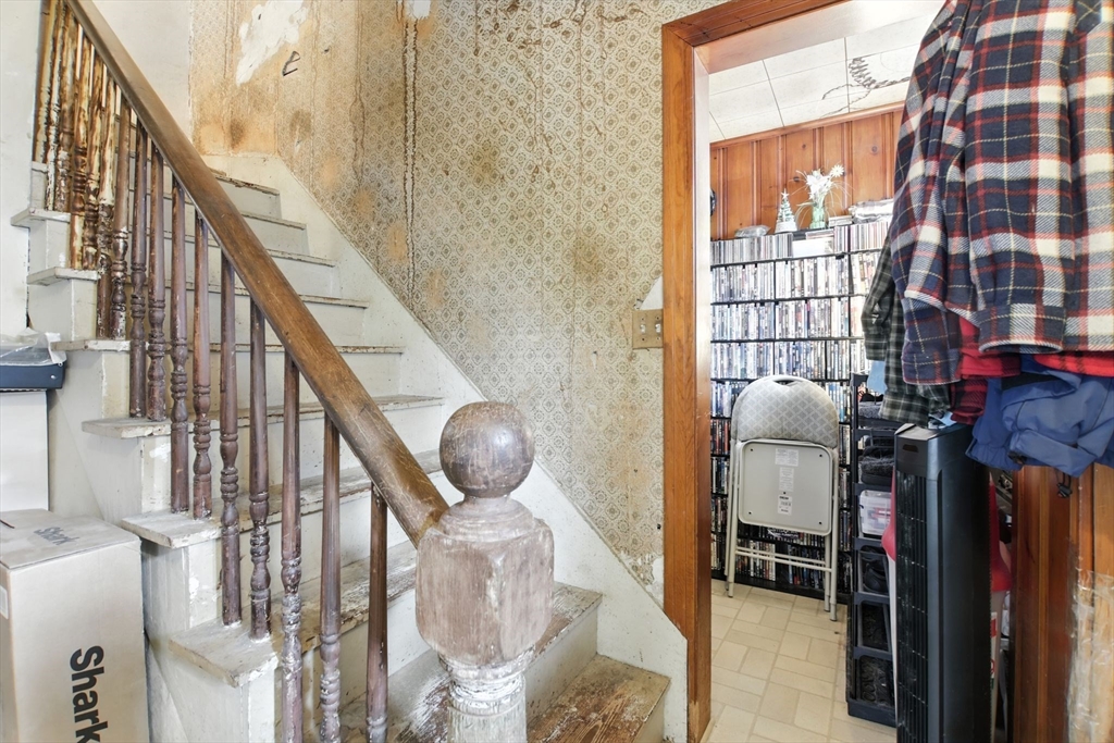 2 Lyons Street Springfield, MA 01151 - Photo 23 of 39 Gallery Image 23