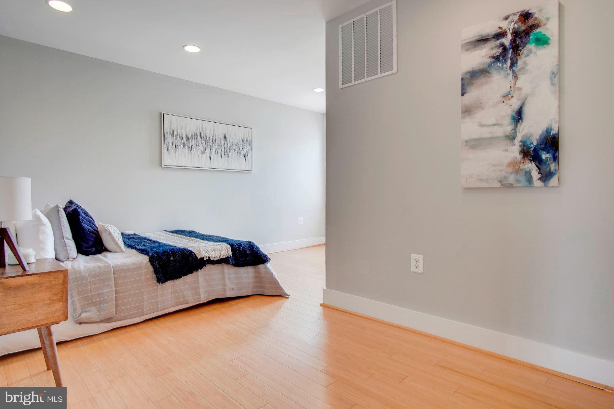 1409 G Street Northeast, Unit 21 Washington, DC 20002 - Photo 21 of 27 Second bedroom with en-suite bath
