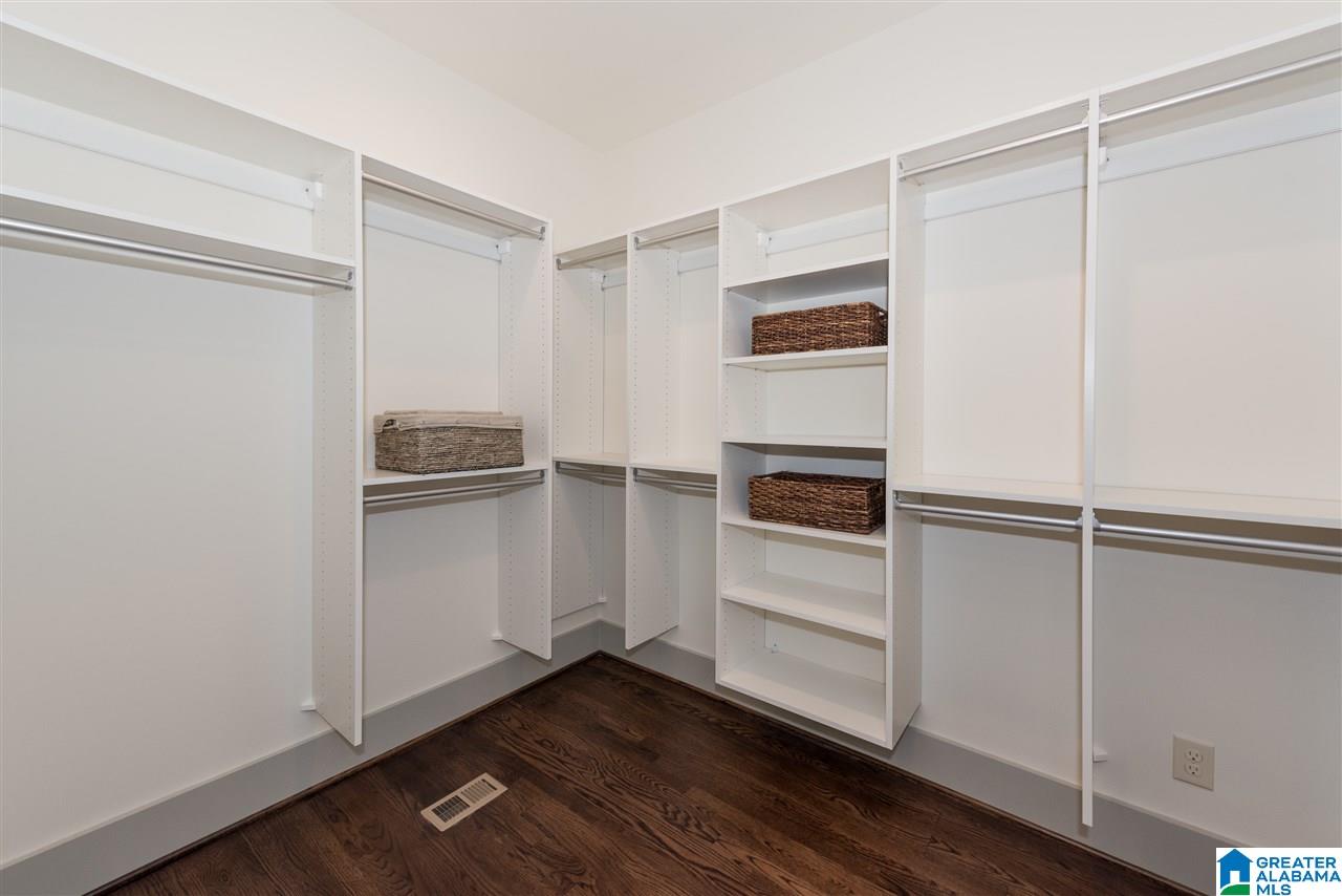 546 Broadway Street Birmingham, AL 35209 - Photo 22 of 46