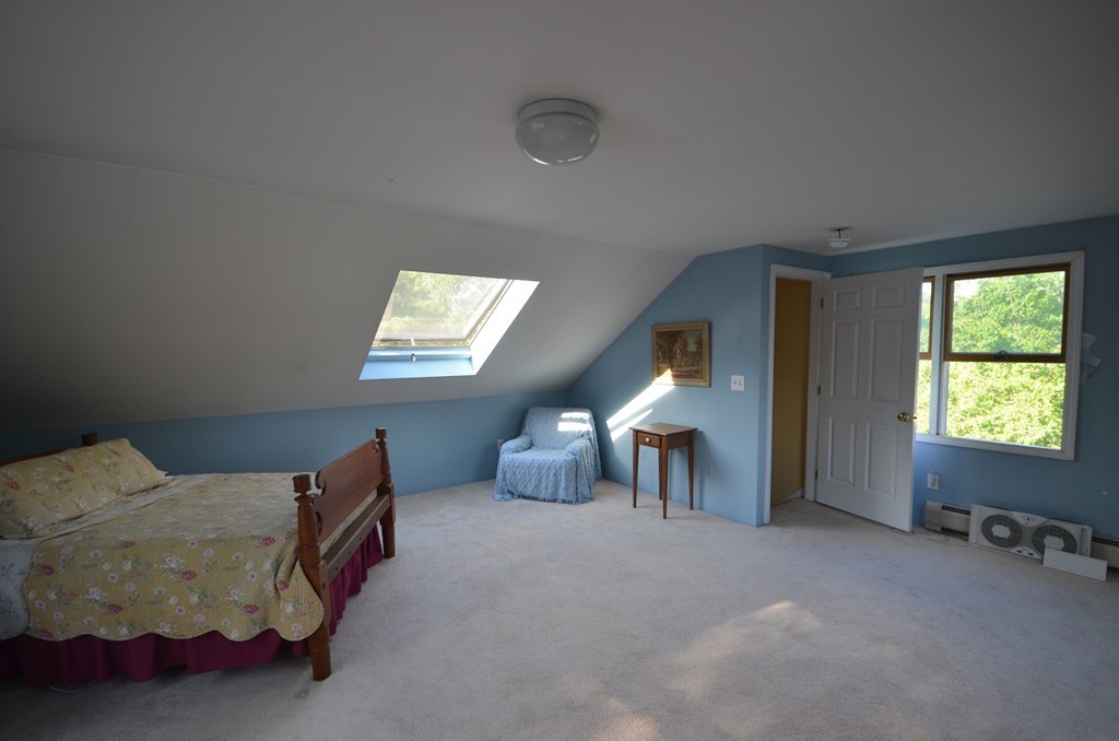 100 Pomeroy Lane Amherst, MA 01002 - Photo 15 of 30 Gallery Image 15