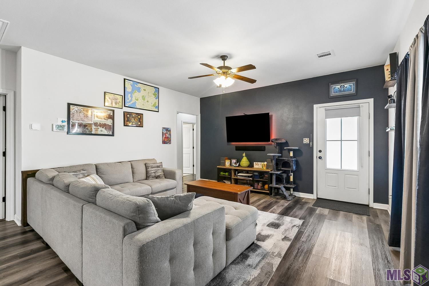 3024 Red Hat Road Brusly, LA 70719 - Photo 1 of 12 Gallery Image 1