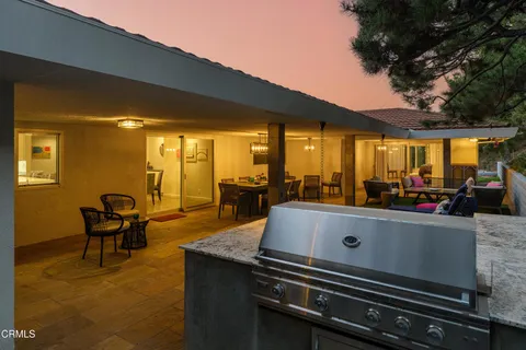 $2,450,000 | 3351 Country Club Drive, Glendale, CA 91208