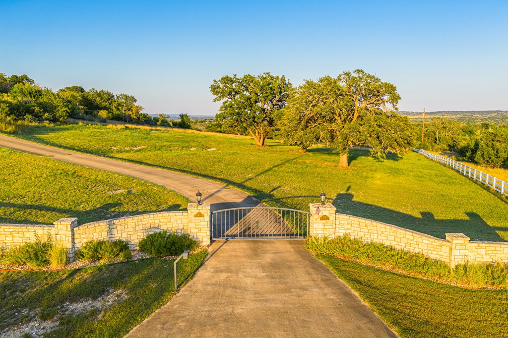 726 Paradise Ranch Road Fredericksburg, TX 78624 - Photo 29 of 38 a view of an ocean and beach