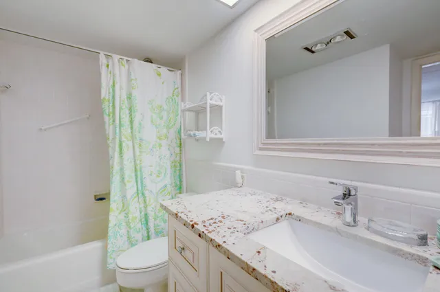 $5,500 | 50 Celestial Way, Unit 8E, Juno Beach, FL 33408