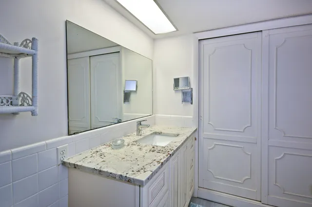 $5,500 | 50 Celestial Way, Unit 8E, Juno Beach, FL 33408