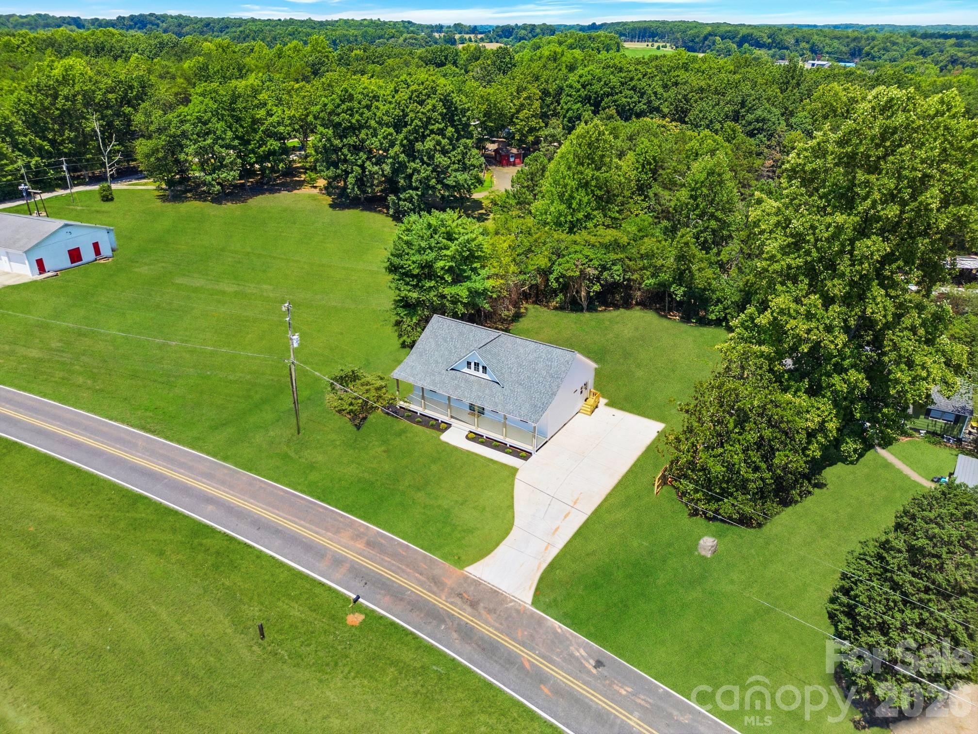 719 Chestnut Ridge Church Road Kings Mountain, NC 28086 - Photo 4 of 29 Gallery Image 4