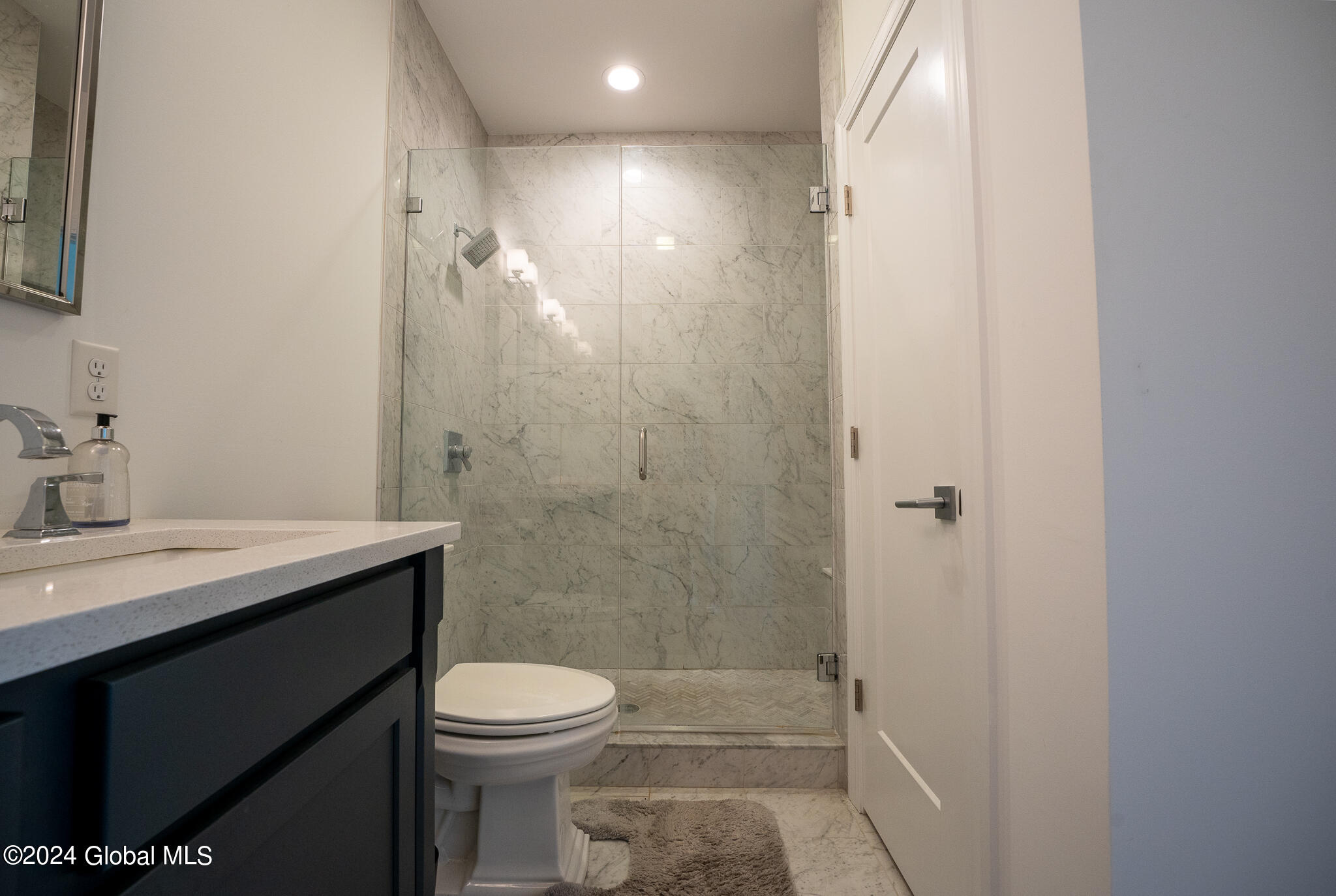 24 David Drive Bethlehem, NY 12077 - Photo 23 of 35 26