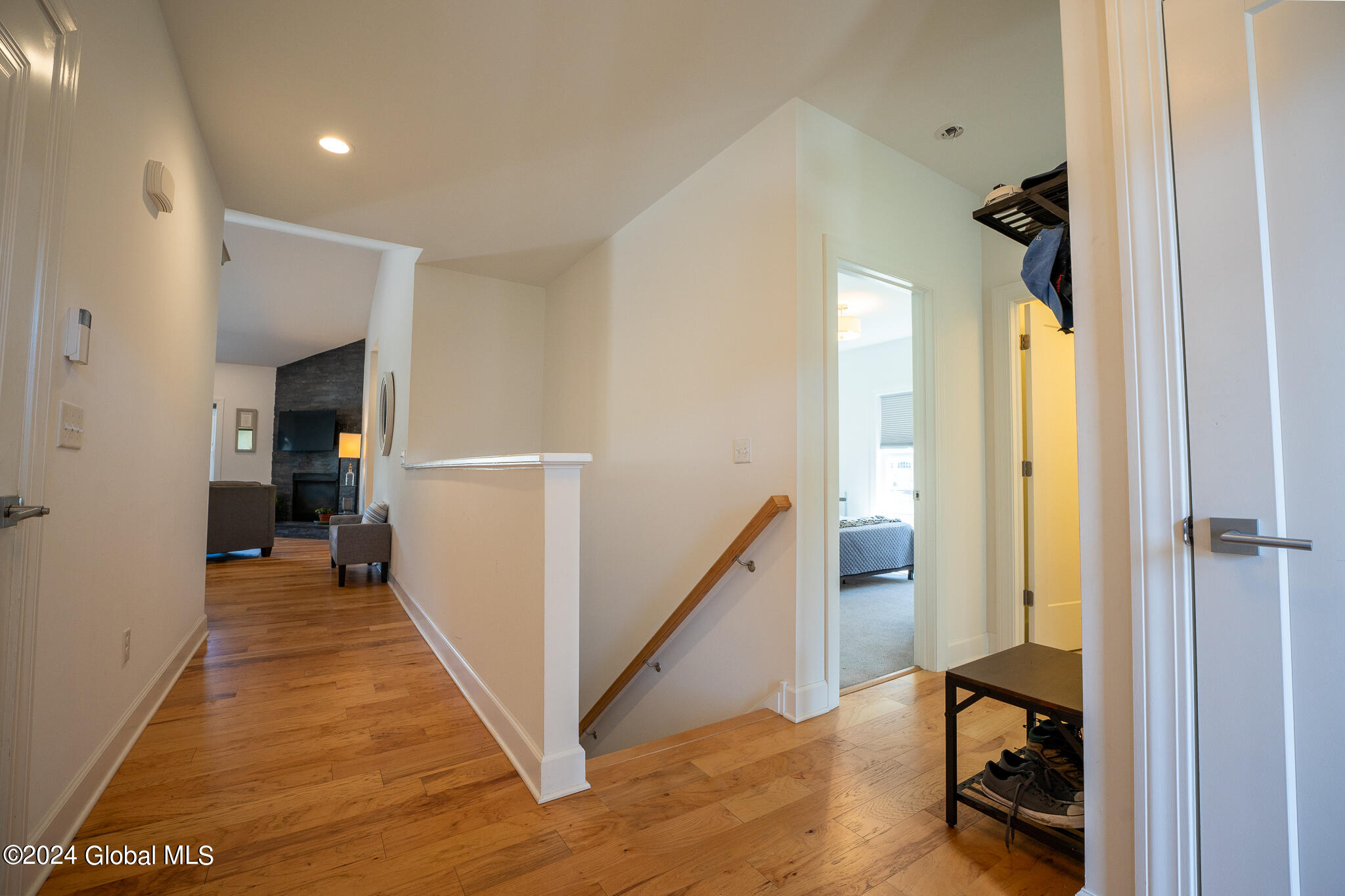 24 David Drive Bethlehem, NY 12077 - Photo 3 of 35 6