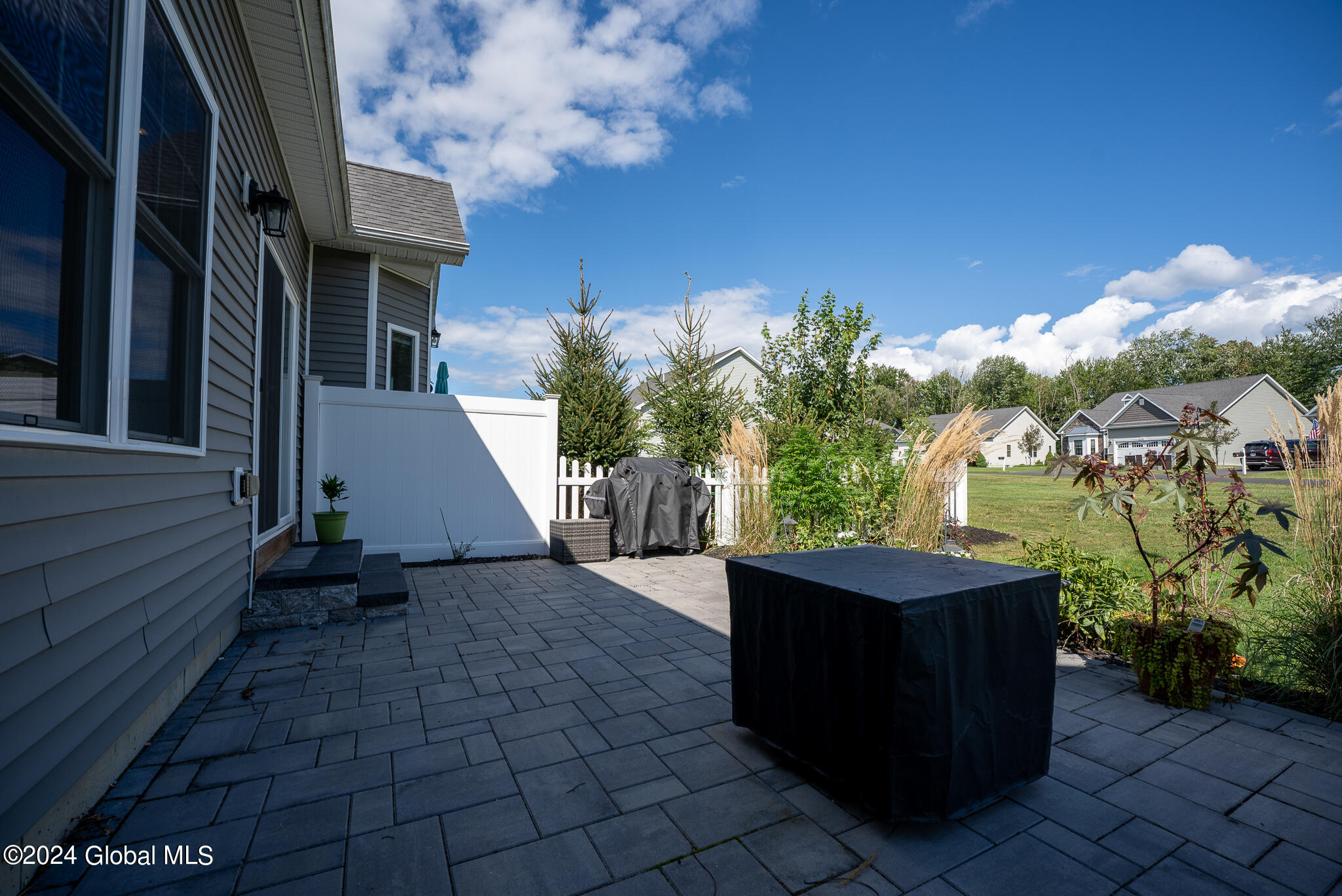 24 David Drive Bethlehem, NY 12077 - Photo 31 of 35 34