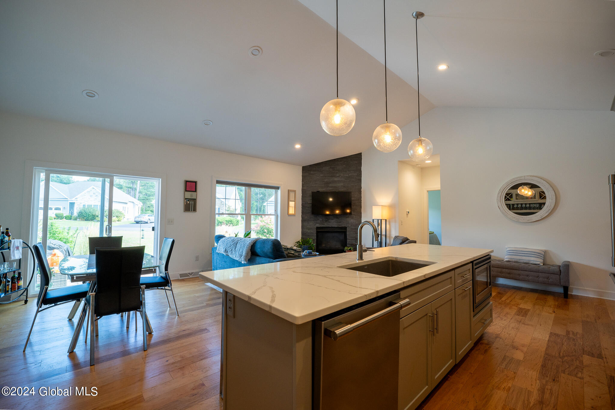 24 David Drive Bethlehem, NY 12077 - Photo 10 of 35 13