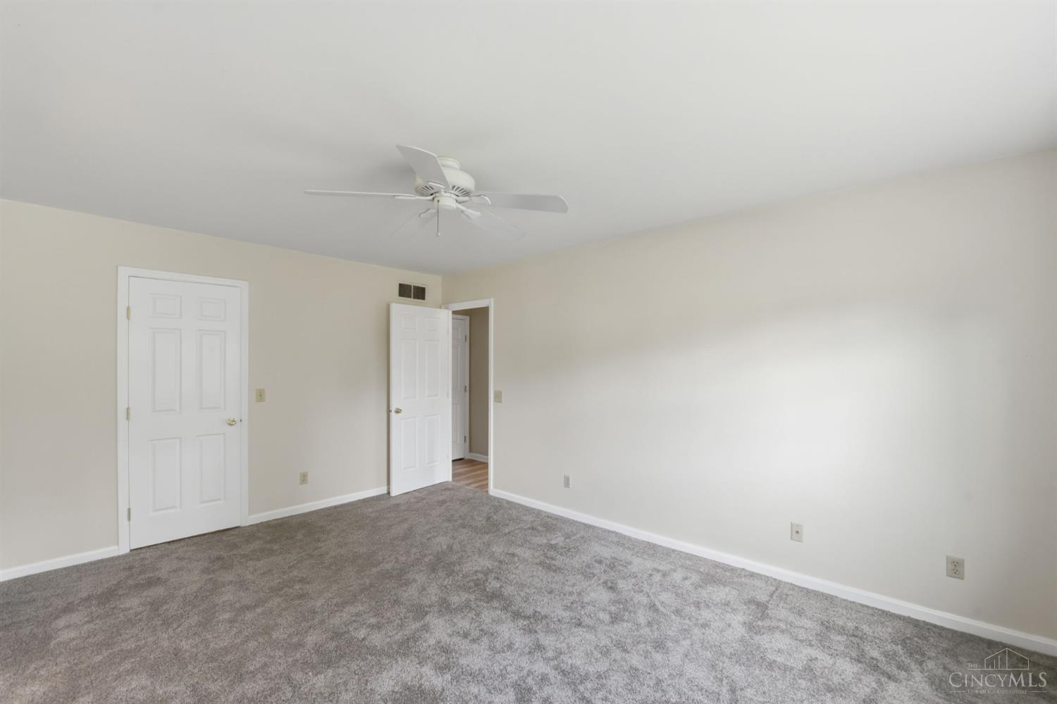 5346 Werk Road, Unit D1 Cincinnati, OH 45248 - Photo 16 of 49