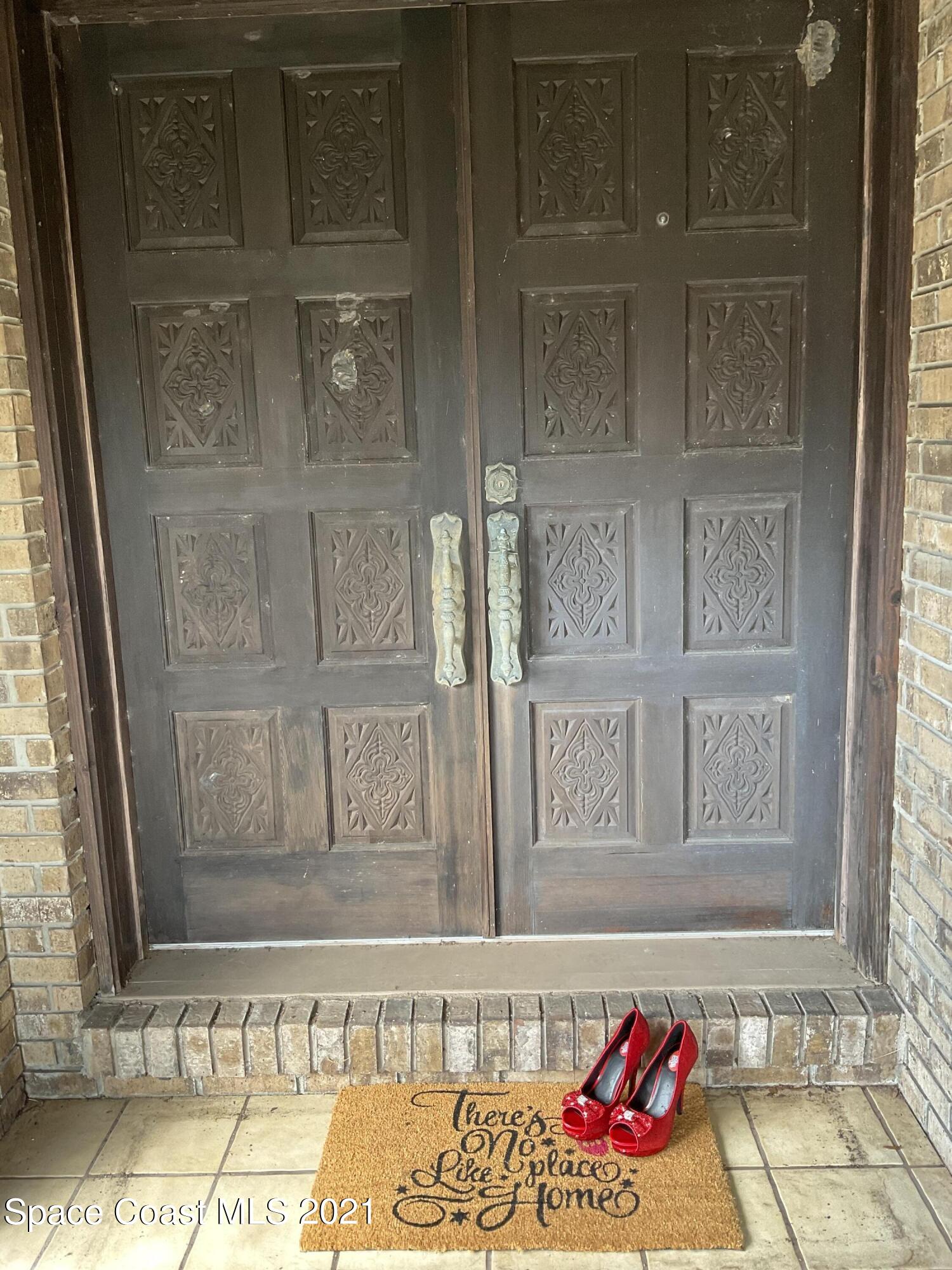 2580 Tammy Drive Mims, FL 32754 - Photo 12 of 47 a view of a window