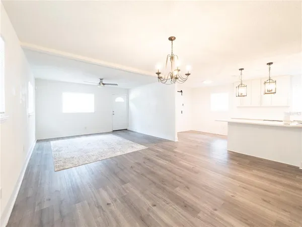 $350,000 | 23548 Franklin Avenue, Sorrento, FL 32776