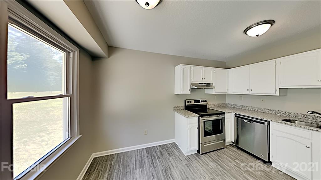 9137 State Rd S-29-624 Indian Land, SC 29707 - Photo 6 of 19 Gallery Image 6