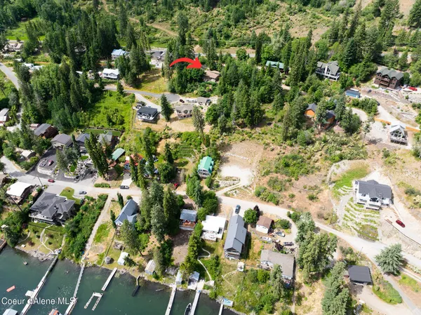 $699,500 | 17532 East Bannock Drive, Bayview, ID 83803