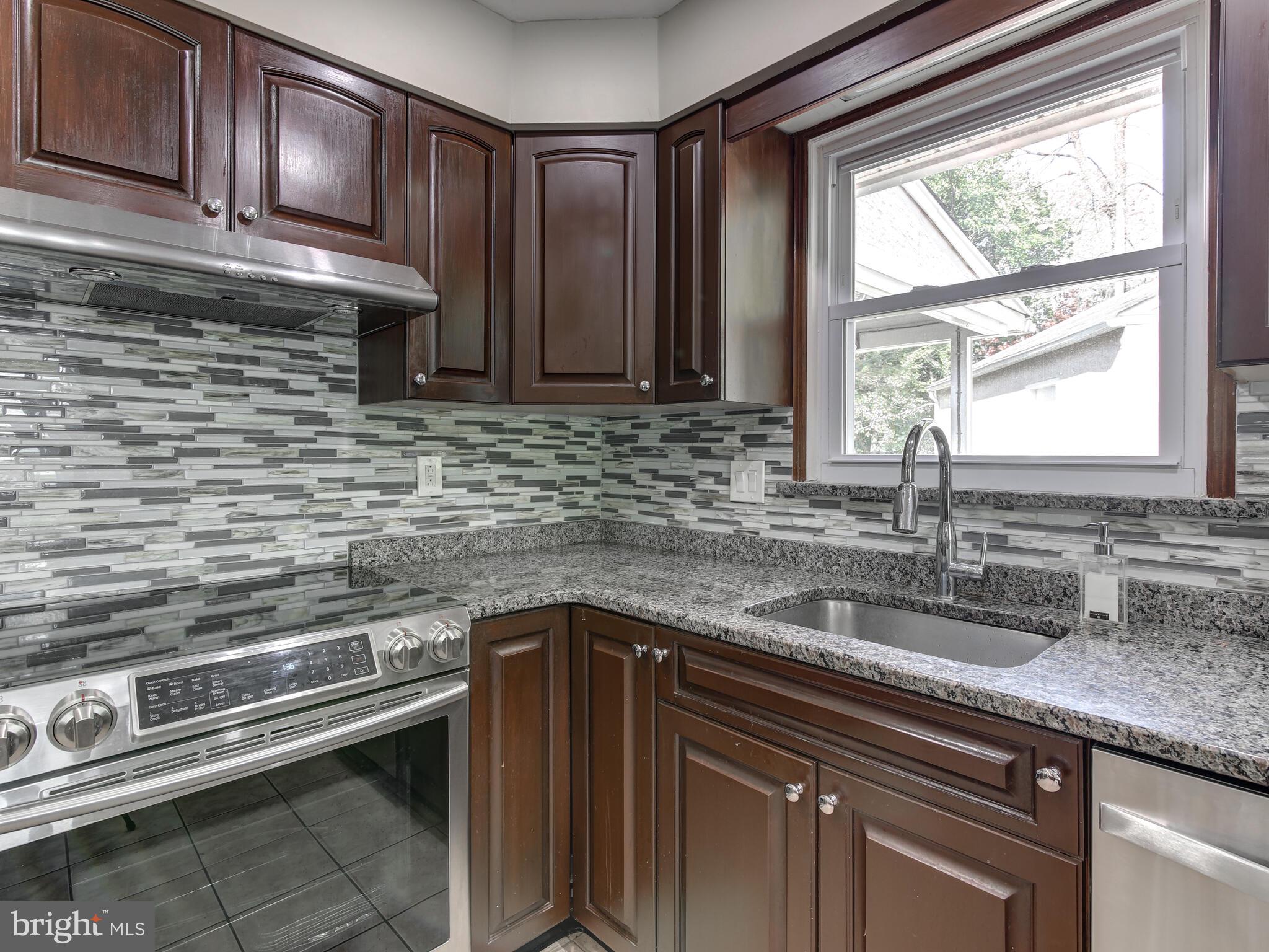 8 Donna Lane Wayne, PA 19087 - Photo 12 of 41 granite counters