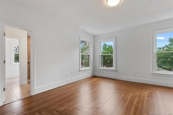 $8,000 | 131 Dwight Street, Unit 1, New Haven, CT 06511
