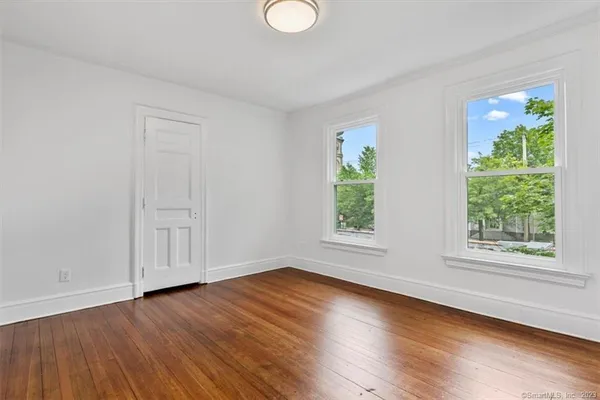 $8,000 | 131 Dwight Street, Unit 1, New Haven, CT 06511