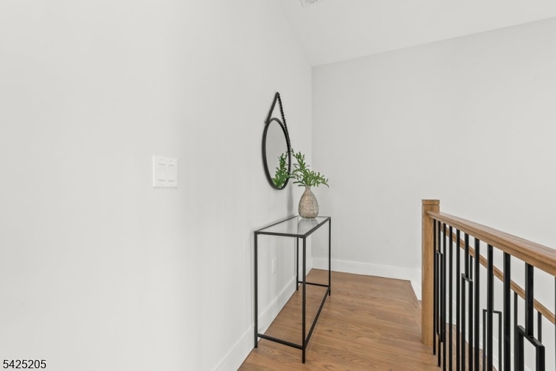 404 Rutgers Avenue Hillside, NJ 07205 - Photo 14 of 25