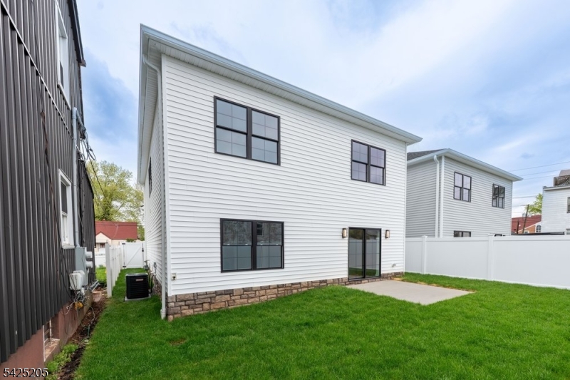 404 Rutgers Avenue Hillside, NJ 07205 - Photo 4 of 25