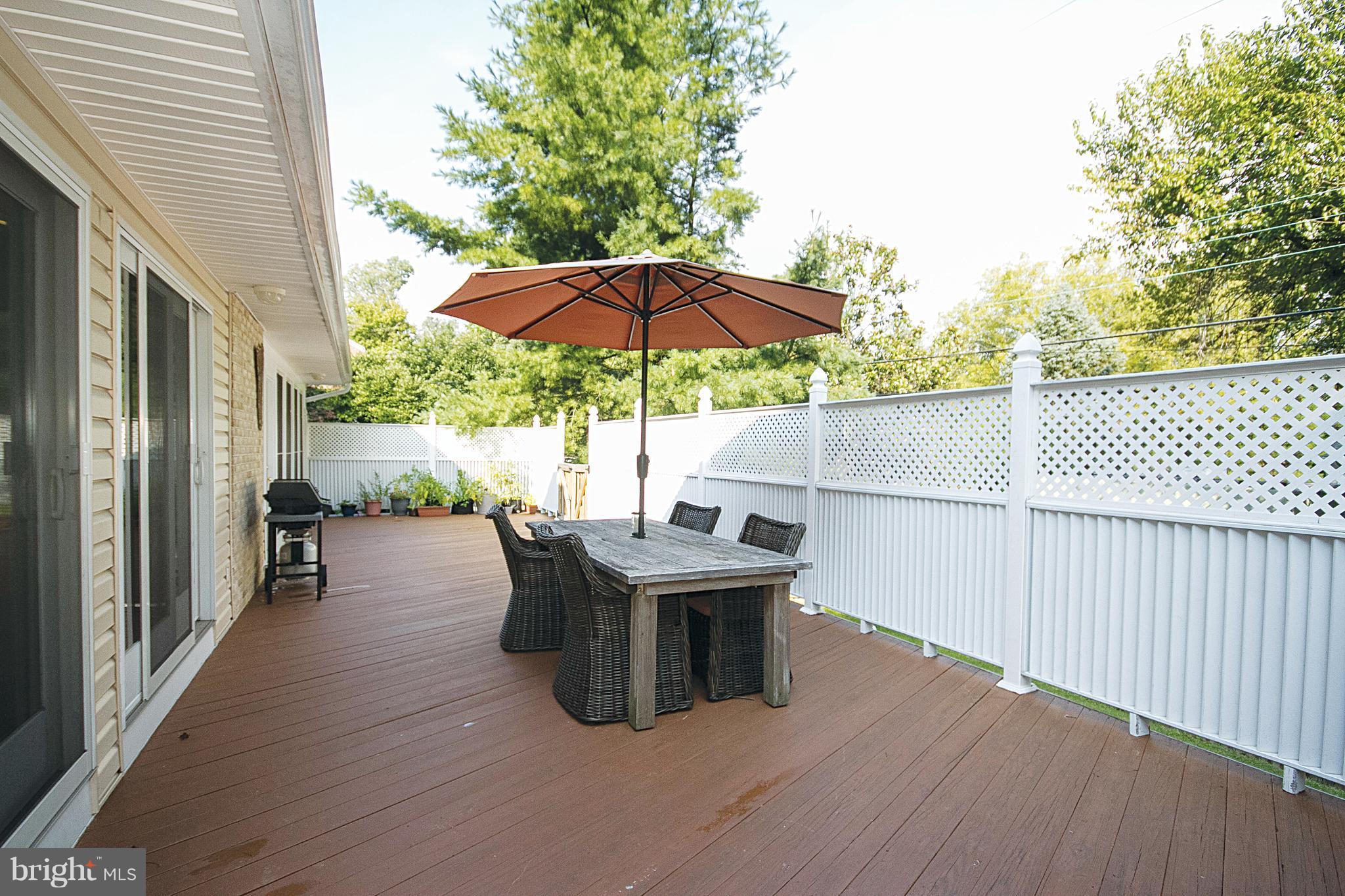 1820 Greenberry Road Baltimore, MD 21209 - Photo 13 of 30 Large Deck. Great for entertaining