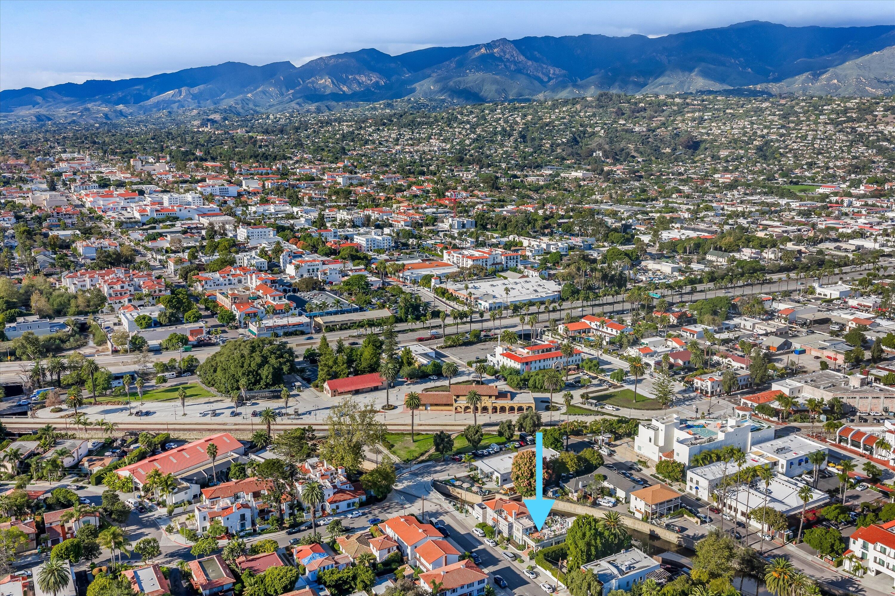 118 Chapala Street Santa Barbara, CA 93101 - Photo 43 of 46 an aerial view of residential houses and car parked in city