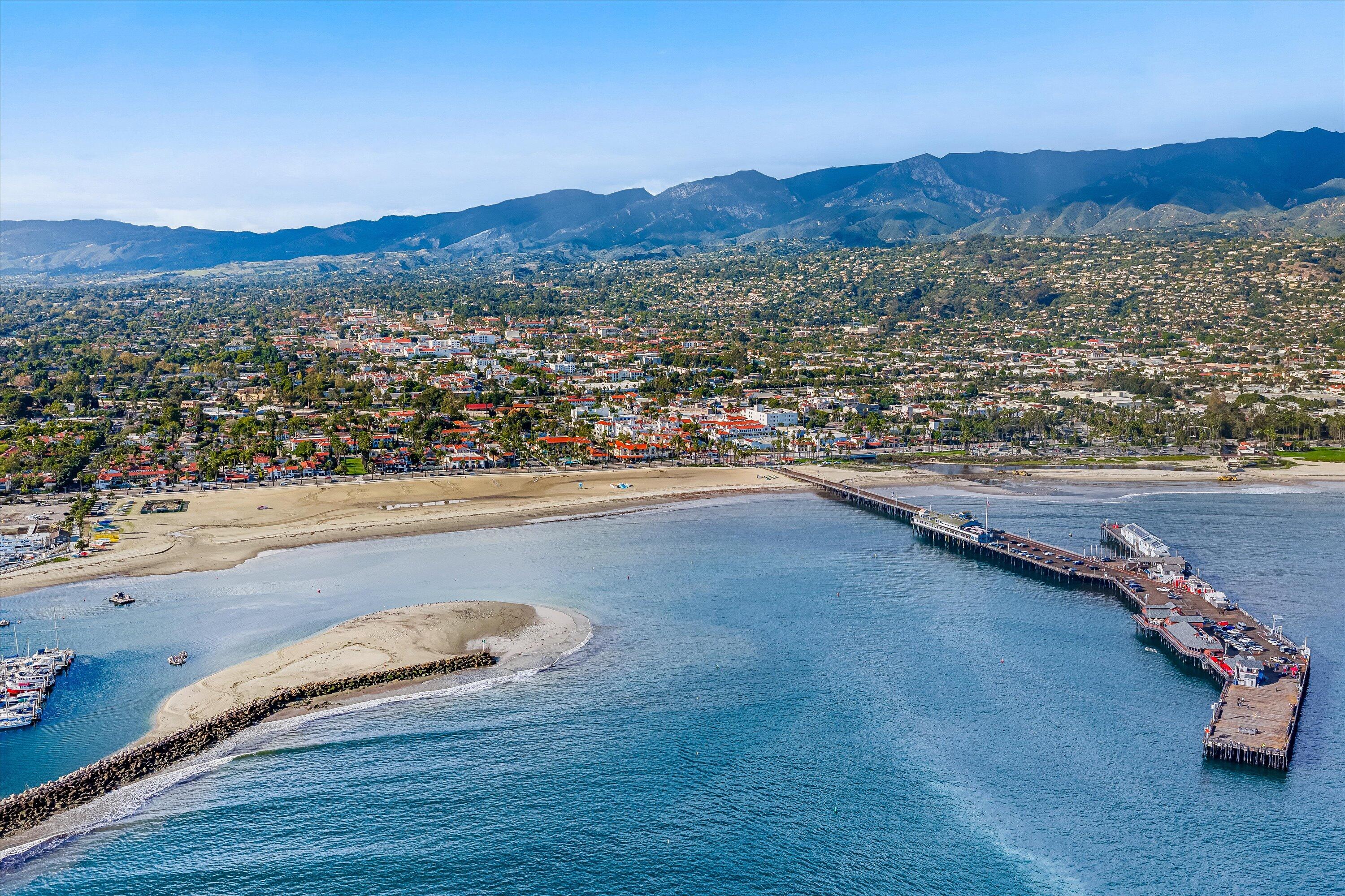 118 Chapala Street Santa Barbara, CA 93101 - Photo 44 of 46 a view of a city