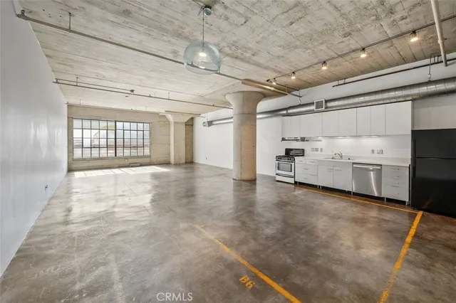 $4,600 | 1855 Industrial Street, Unit 306, Los Angeles, CA 90021