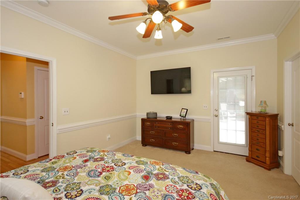 812 4th Street Northeast, Unit 9 Conover, NC 28613 - Photo 14 of 24 Gallery Image 14