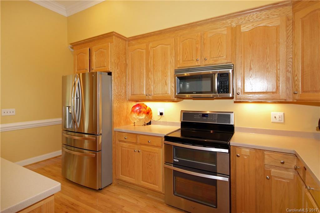 812 4th Street Northeast, Unit 9 Conover, NC 28613 - Photo 5 of 24 Gallery Image 5