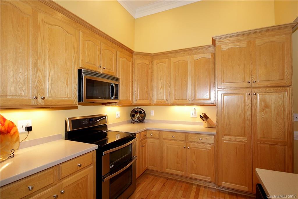 812 4th Street Northeast, Unit 9 Conover, NC 28613 - Photo 6 of 24 Gallery Image 6