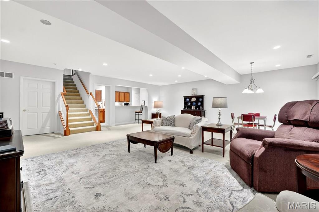 23 Sappington Villa Court St. Louis, MO 63126 - Photo 28 of 43