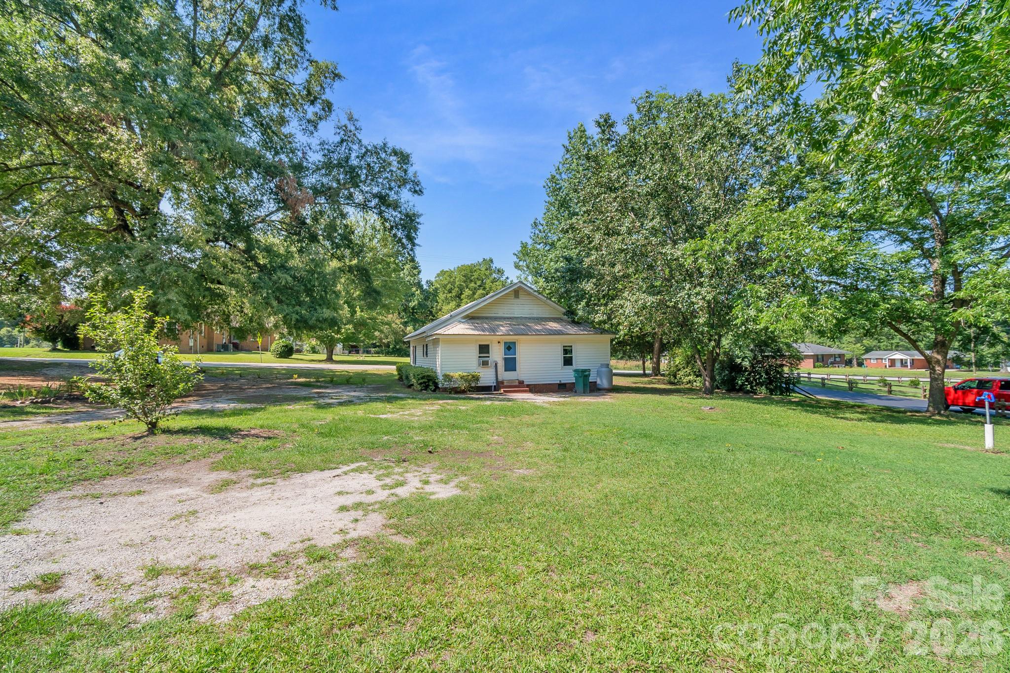 208 Church Street Jefferson, SC 29718 - Photo 14 of 48