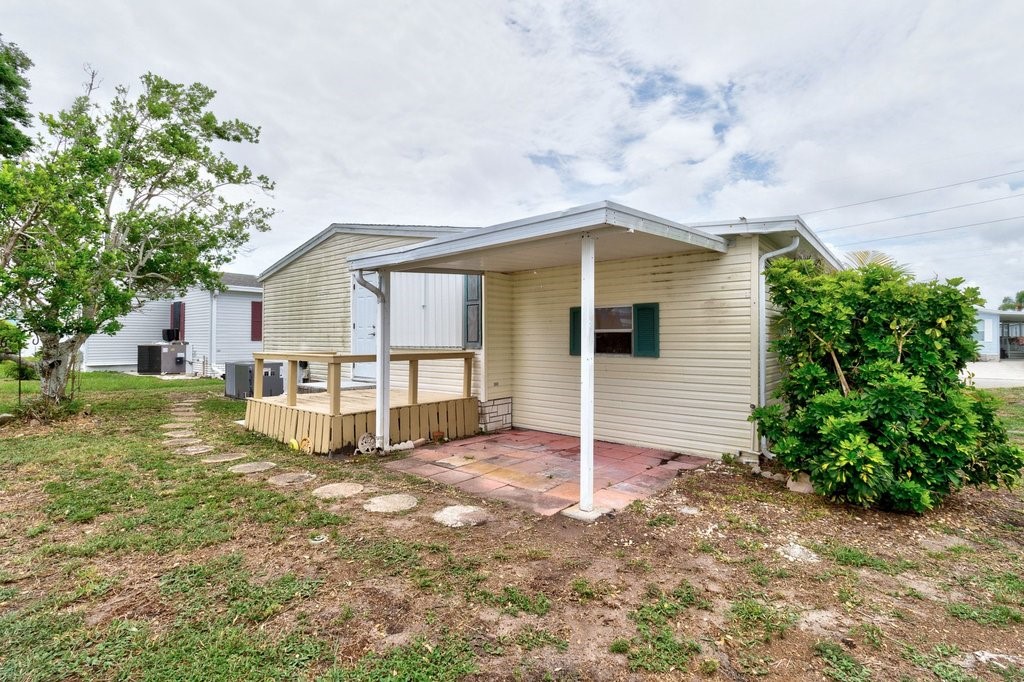 7551 Chasta Road Sebastian, FL 32976 - Photo 20 of 33