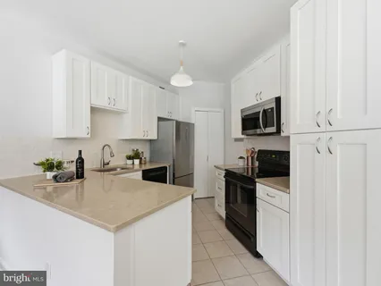 $450,000 | 955 26th Street Northwest, Unit 309, Washington, DC 20037