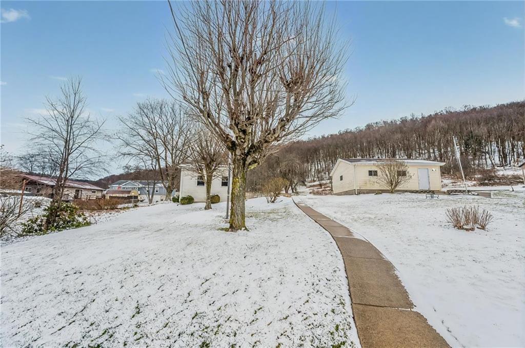 155 Walcott Street Clymer, PA 15728 - Photo 3 of 40