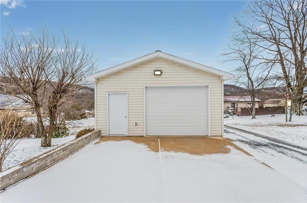 155 Walcott Street Clymer, PA 15728 - Photo 8 of 40