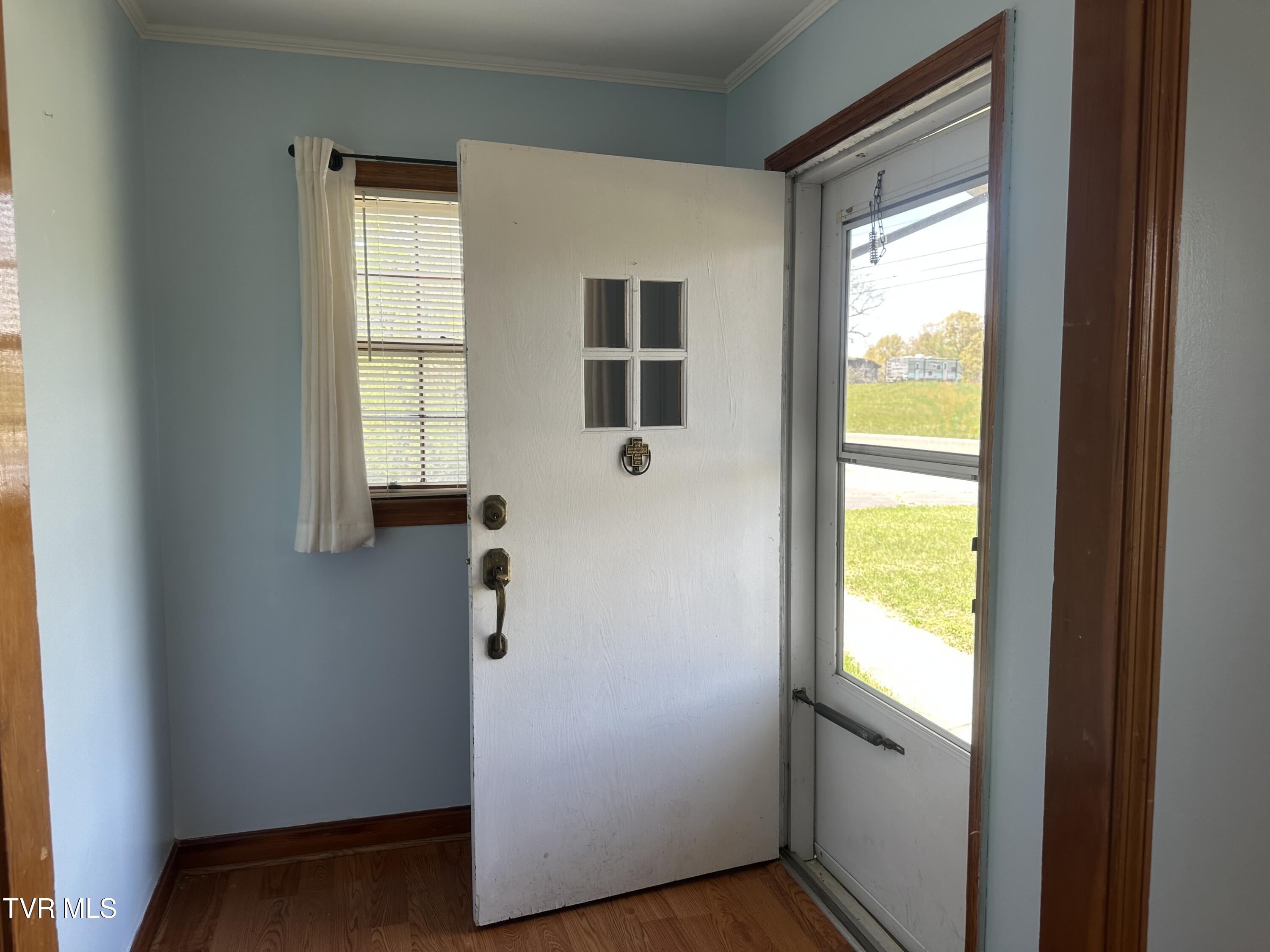 6765 Warrensburg Road Mosheim, TN 37818 - Photo 2 of 22 IMG_3473