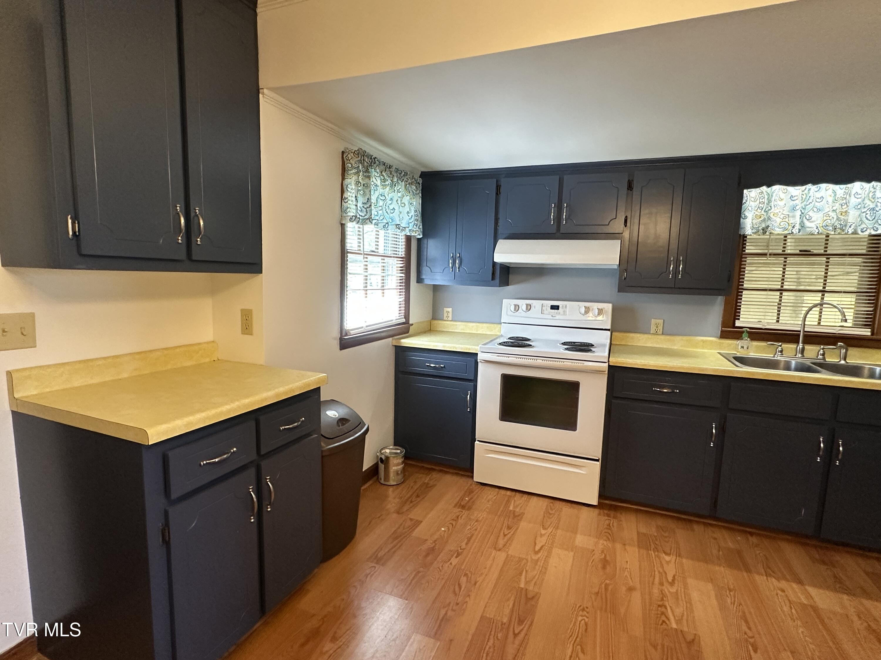 6765 Warrensburg Road Mosheim, TN 37818 - Photo 6 of 22 IMG_3477