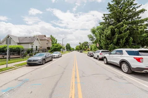 $425,000 | 2060 Central Avenue, Indianapolis, IN 46202